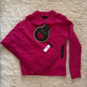 NWT Tahari pink sweater and scarf set size XS